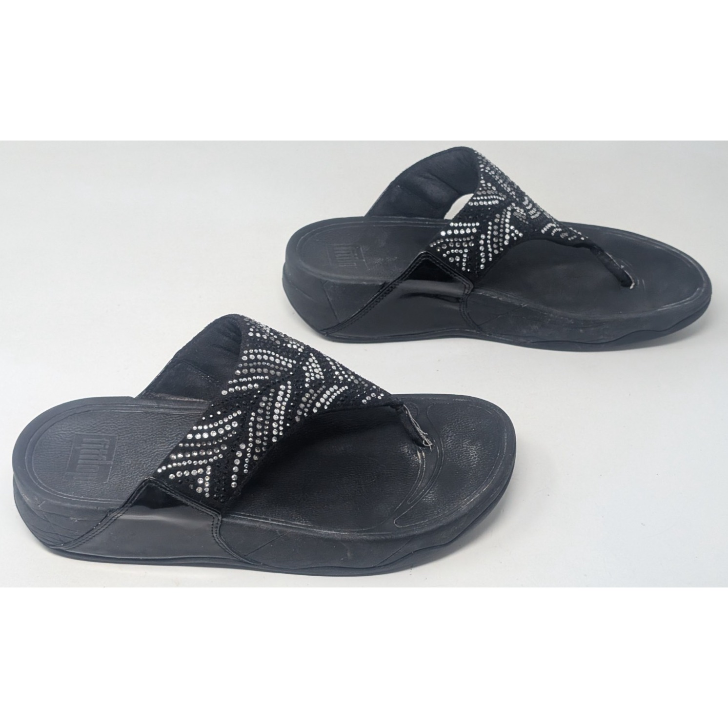 Fitflop Women's Lulu Crystal Feather Original Fit Toe-Post Wedge Sandal Size 7